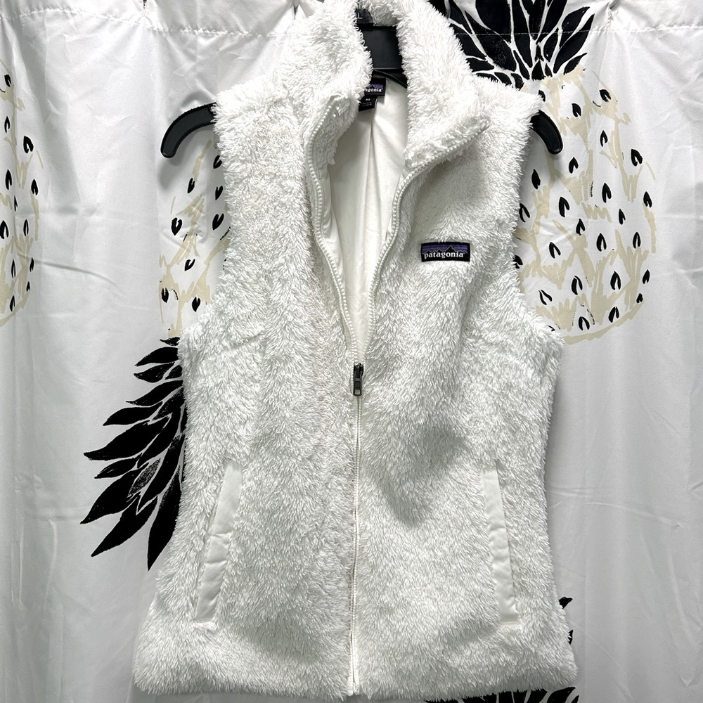 Women’s Patagonia Los Gatos white/cream vest size XS.
